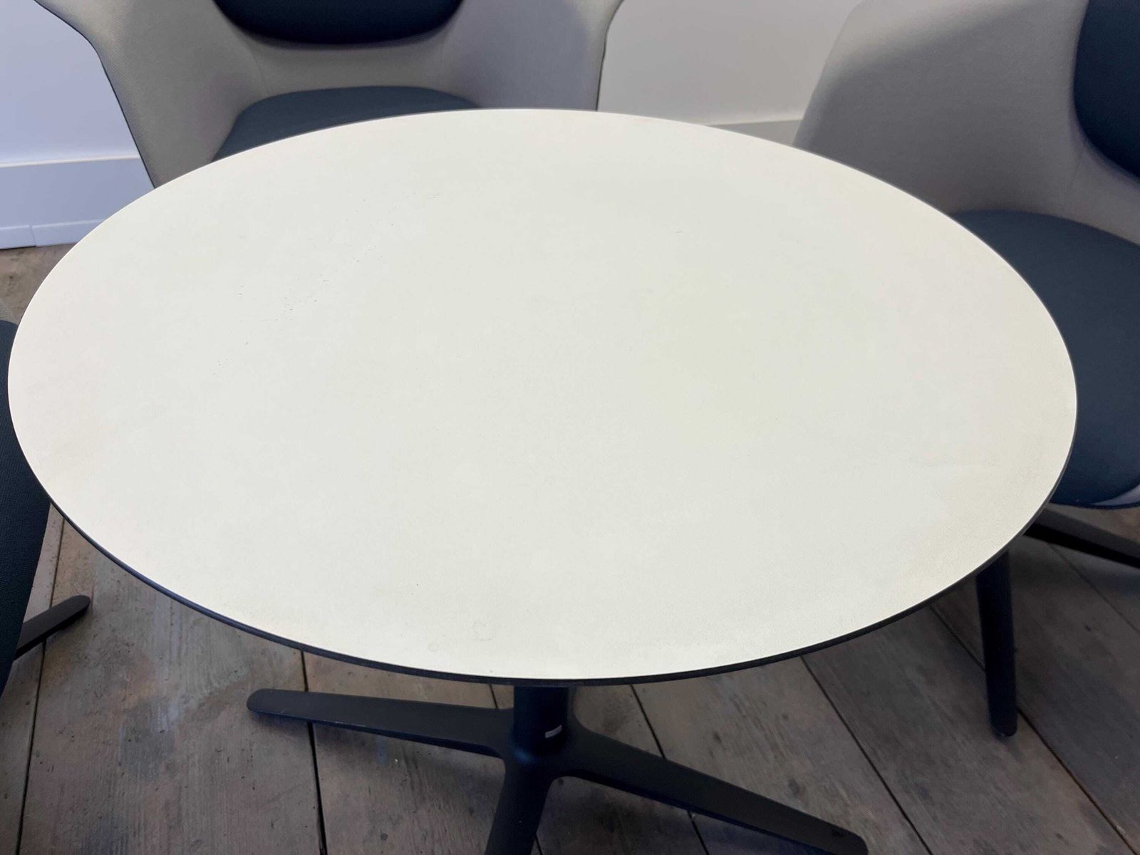photo vinterior Sedus Lounge Set / Chairs & Table / Furniture Set