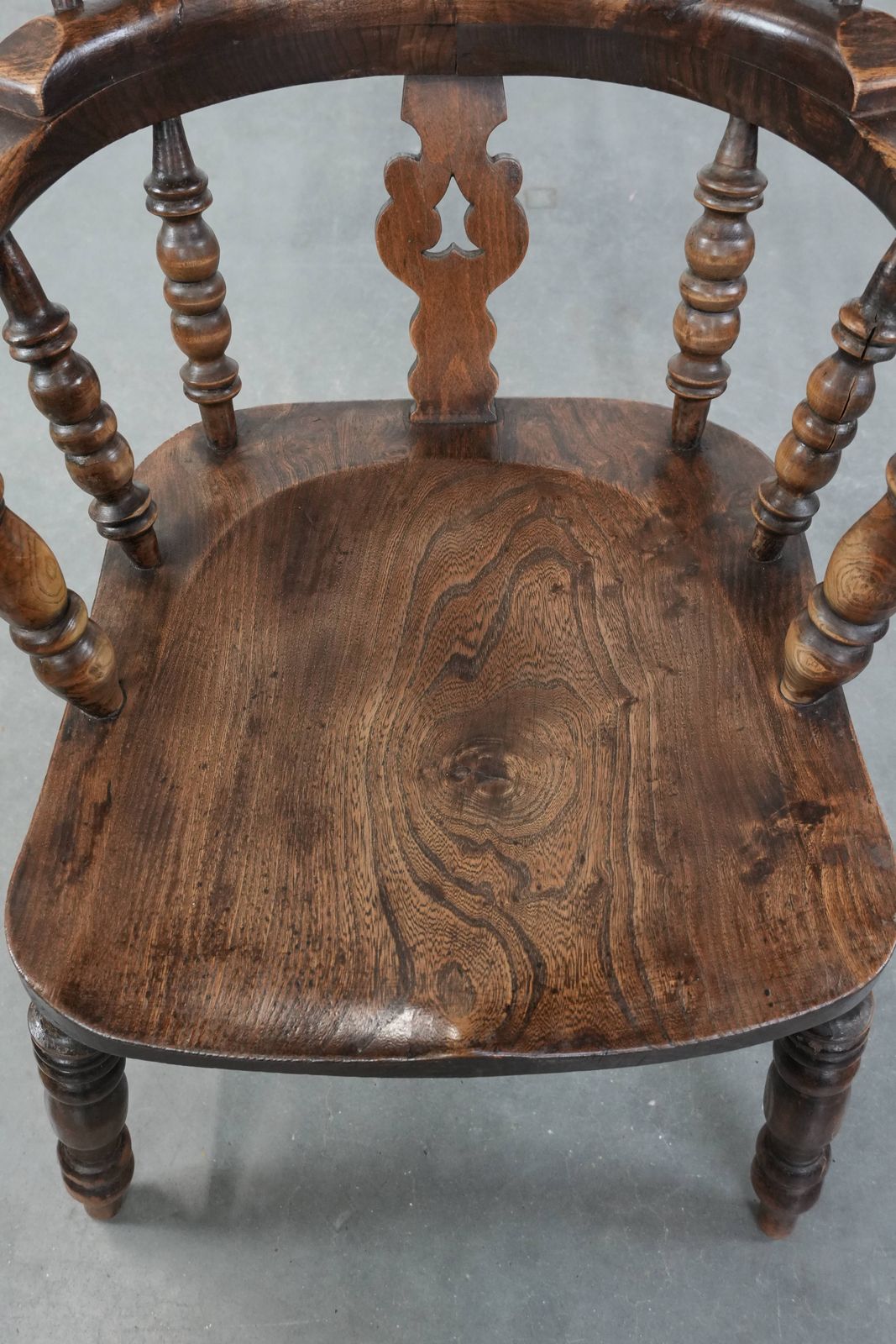 Antique English Highback Windsor Chair From The 18th Century With A Beautiful Color Scheme photo vinterior