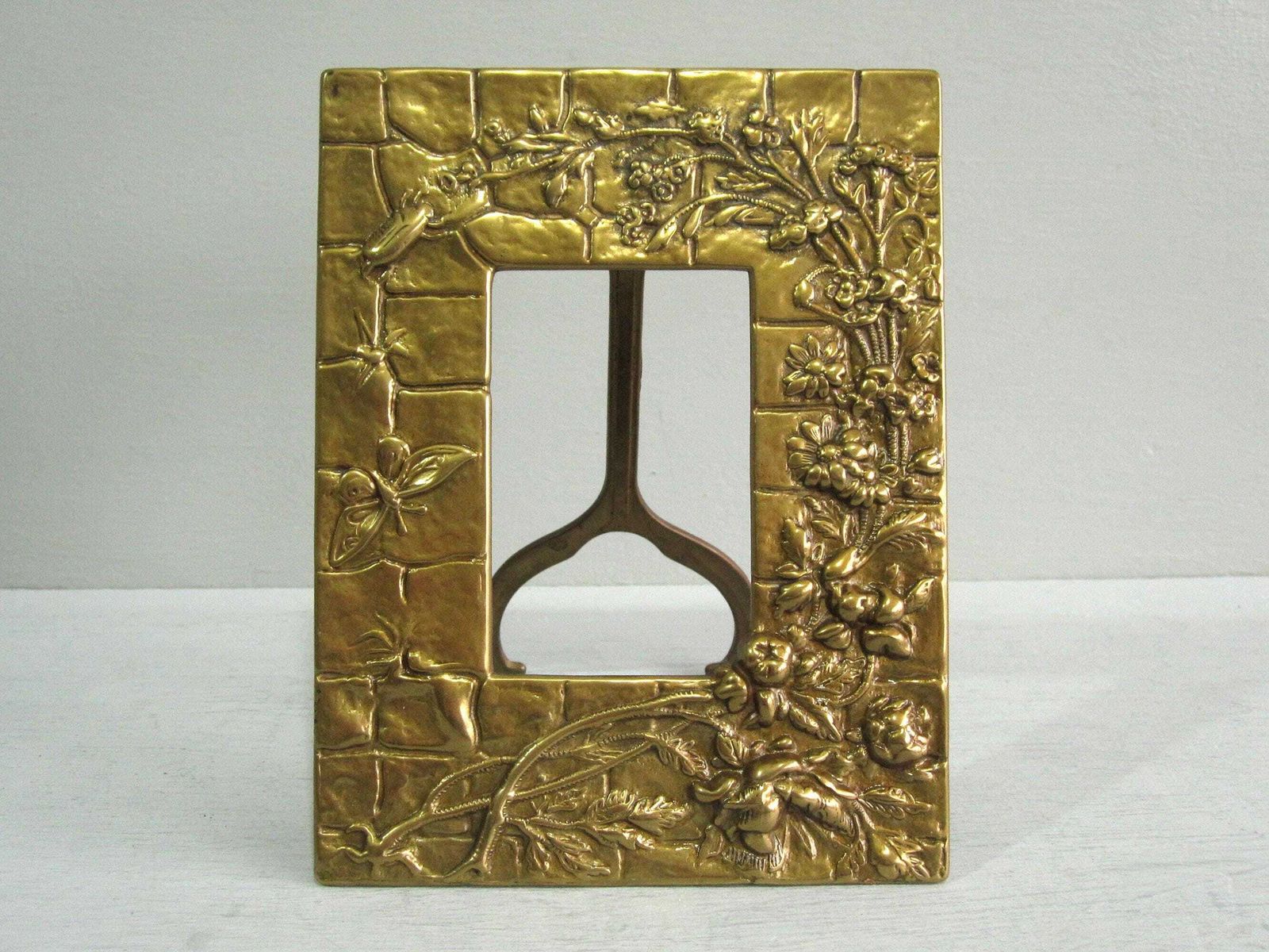 Art Nouveau Style Brass Picture Photo Frame photo furniture