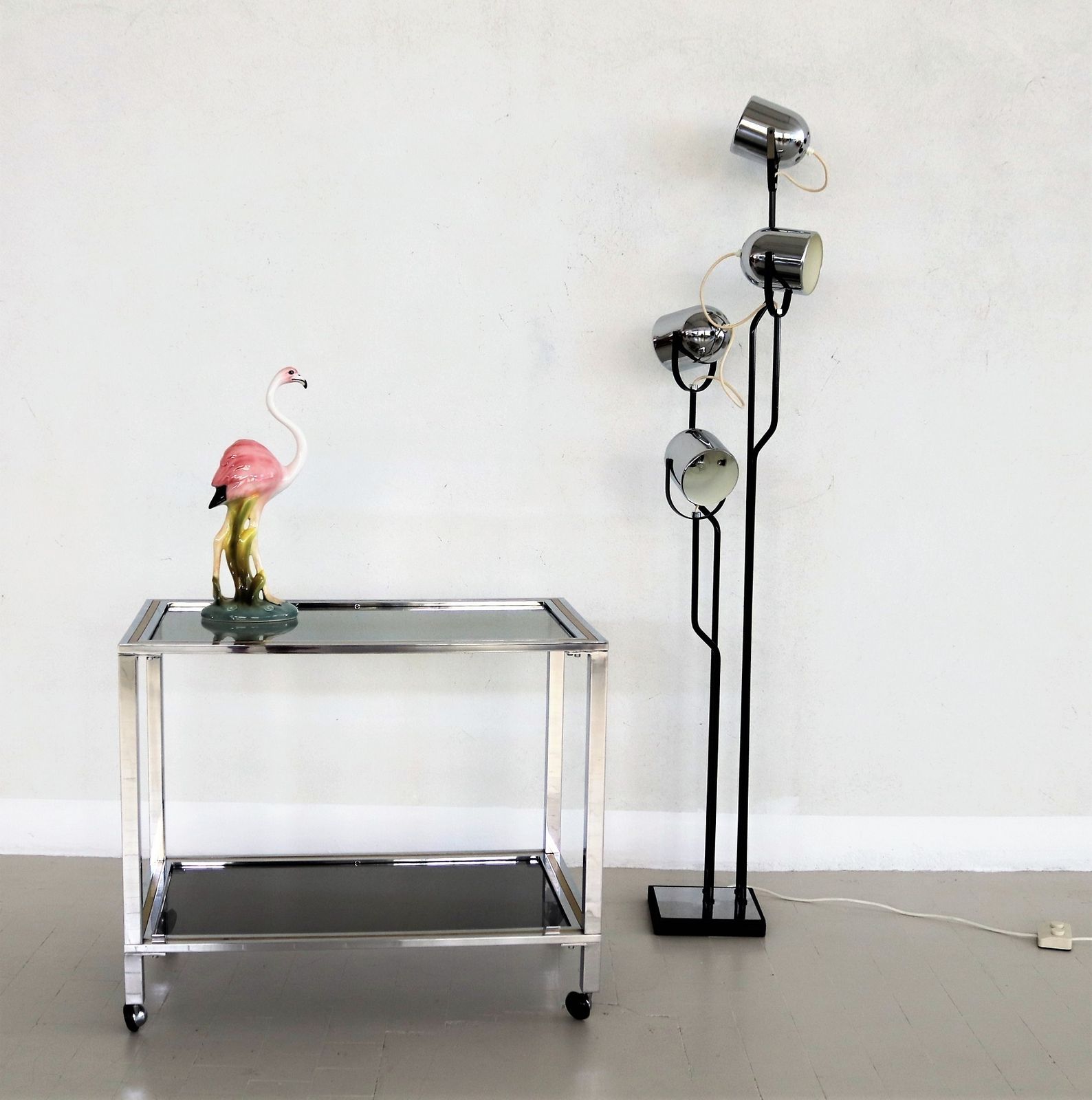 photo buy Italian Midcentury Bar Cart Or Trolley In Brass And Chrome, 1970s
