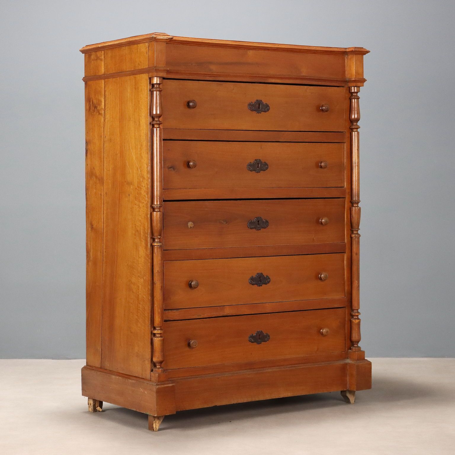 Antique Chest Of Drawers Umbertino Walnut 5 Drawers XX Century