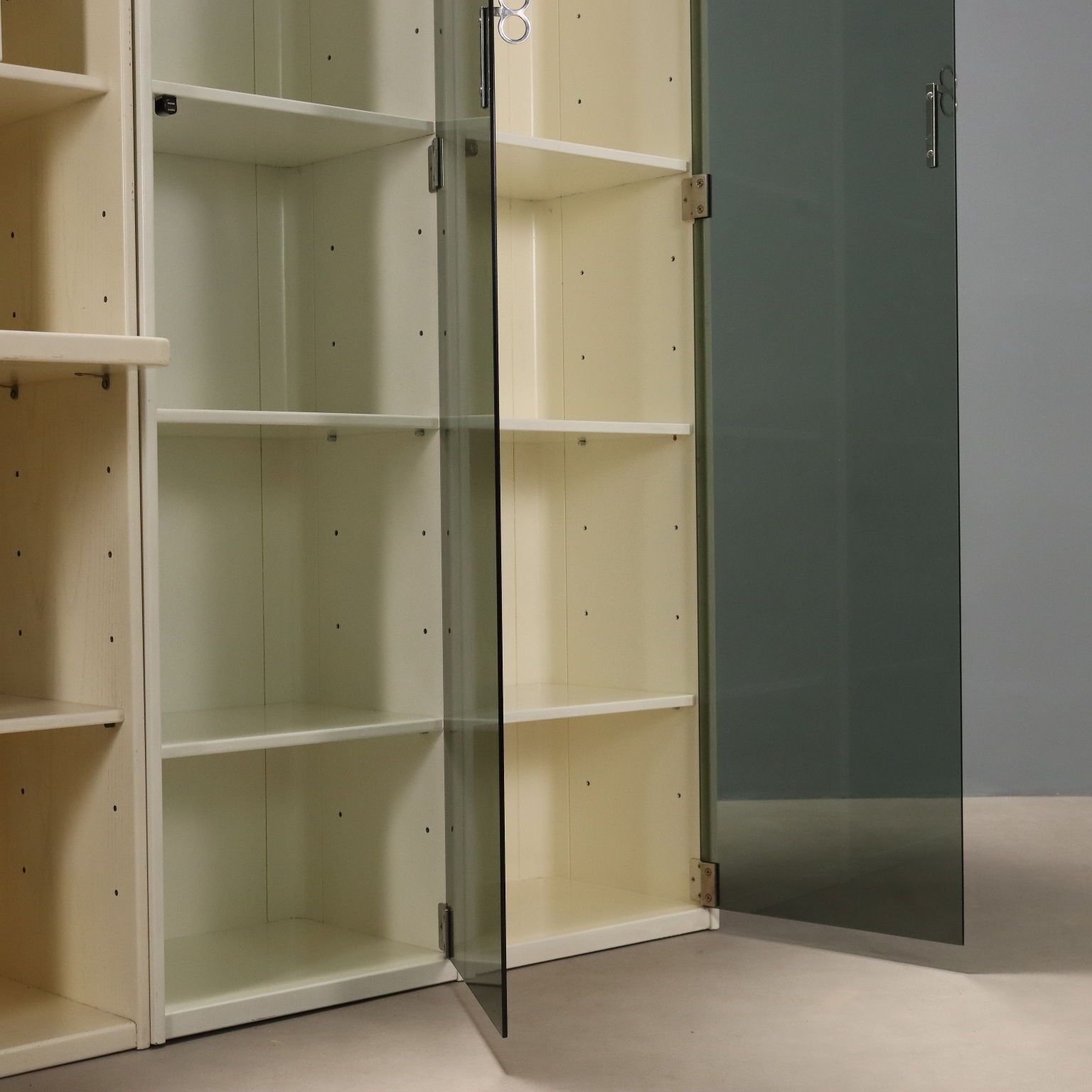 Vintage Cabinet Saporiti Design Vittorio Introini Italy 1970s 1980s photo 1030.0