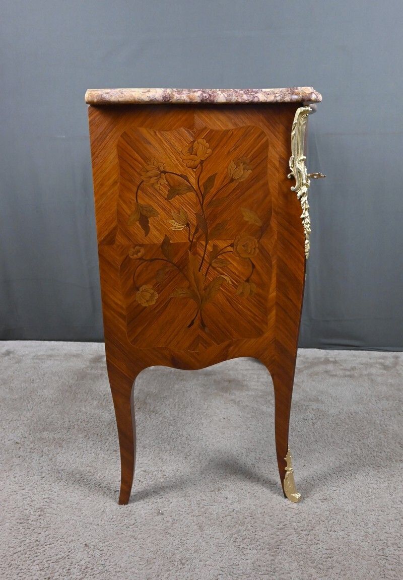 photo vintage Small Marquetry Commode, Louis XV Style – Early 20th Century