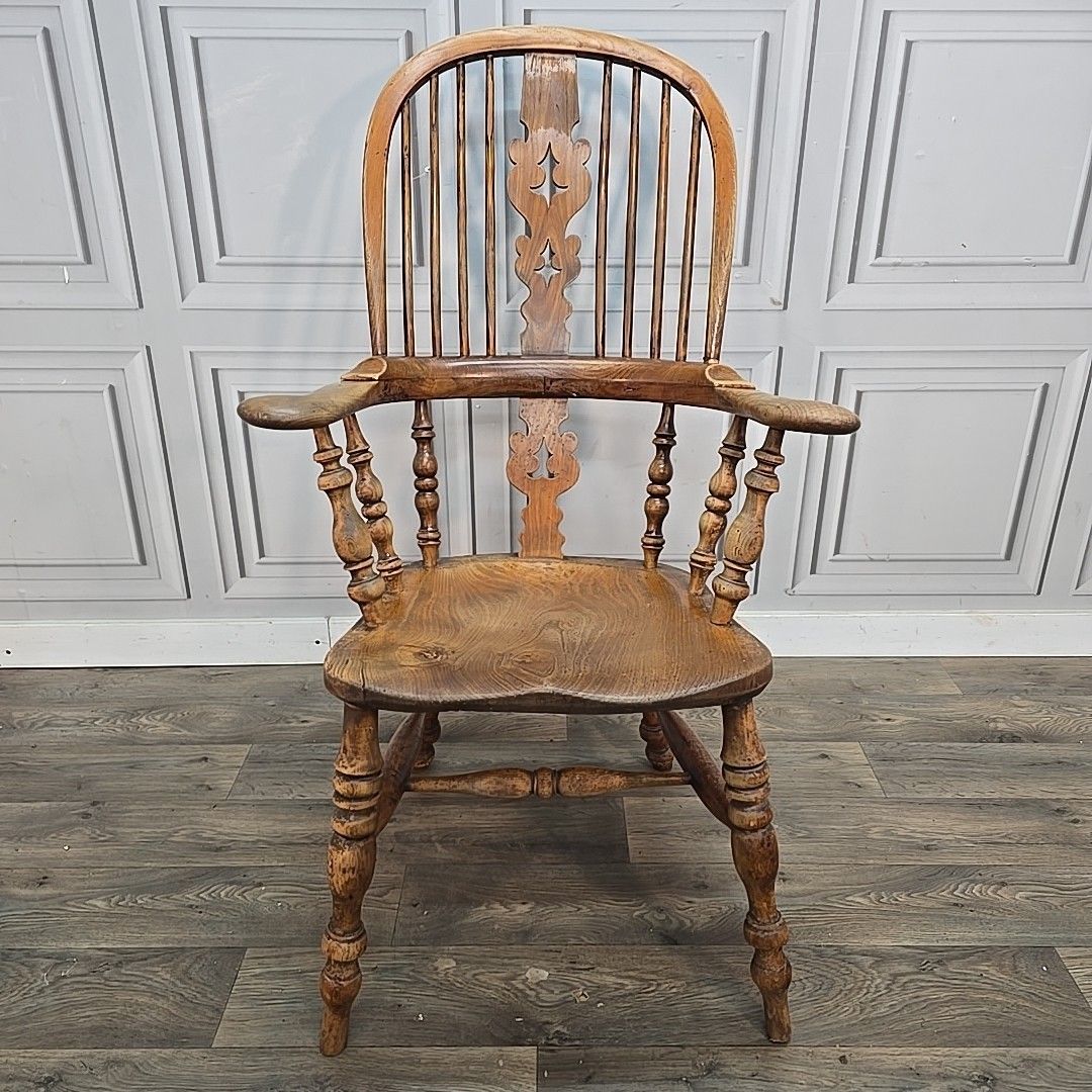 Antique Windsor Armchair Elm Seat Hoop Back 19th Century Turned Wooden Chair photo 330.0