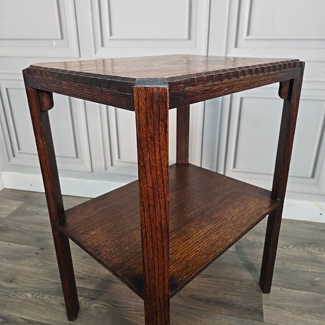 photo vintage Antique Oak Side Table Two Tier Hall Lamp Plant Stand Arts Crafts Jacobean