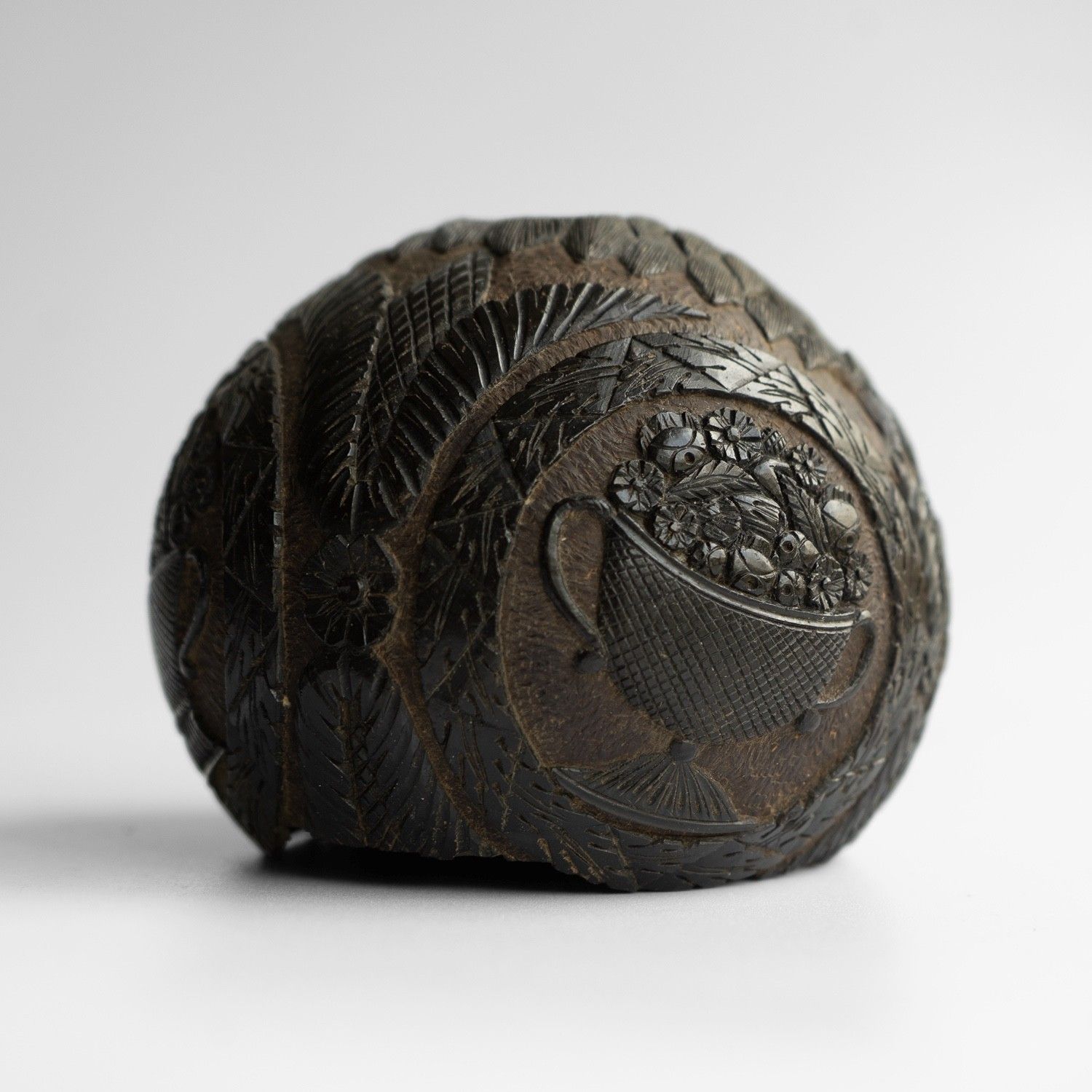 Antique Sailors Bugbear, Naive Folk Art Carved Coconut, Late 18th/Early 19th C. photo Home Decor