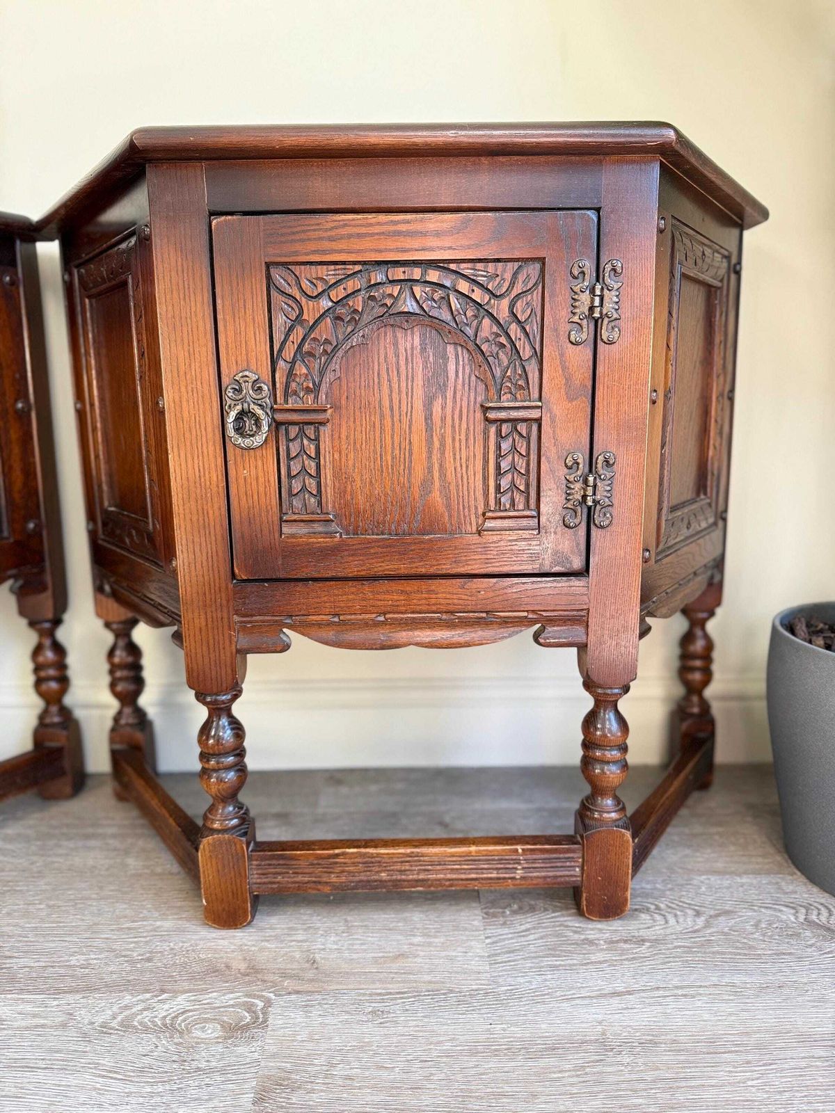 Pair Of Old Charm Bedside Cabinet Bedroom Tables Storage Lamp Table Vintage photo for sale