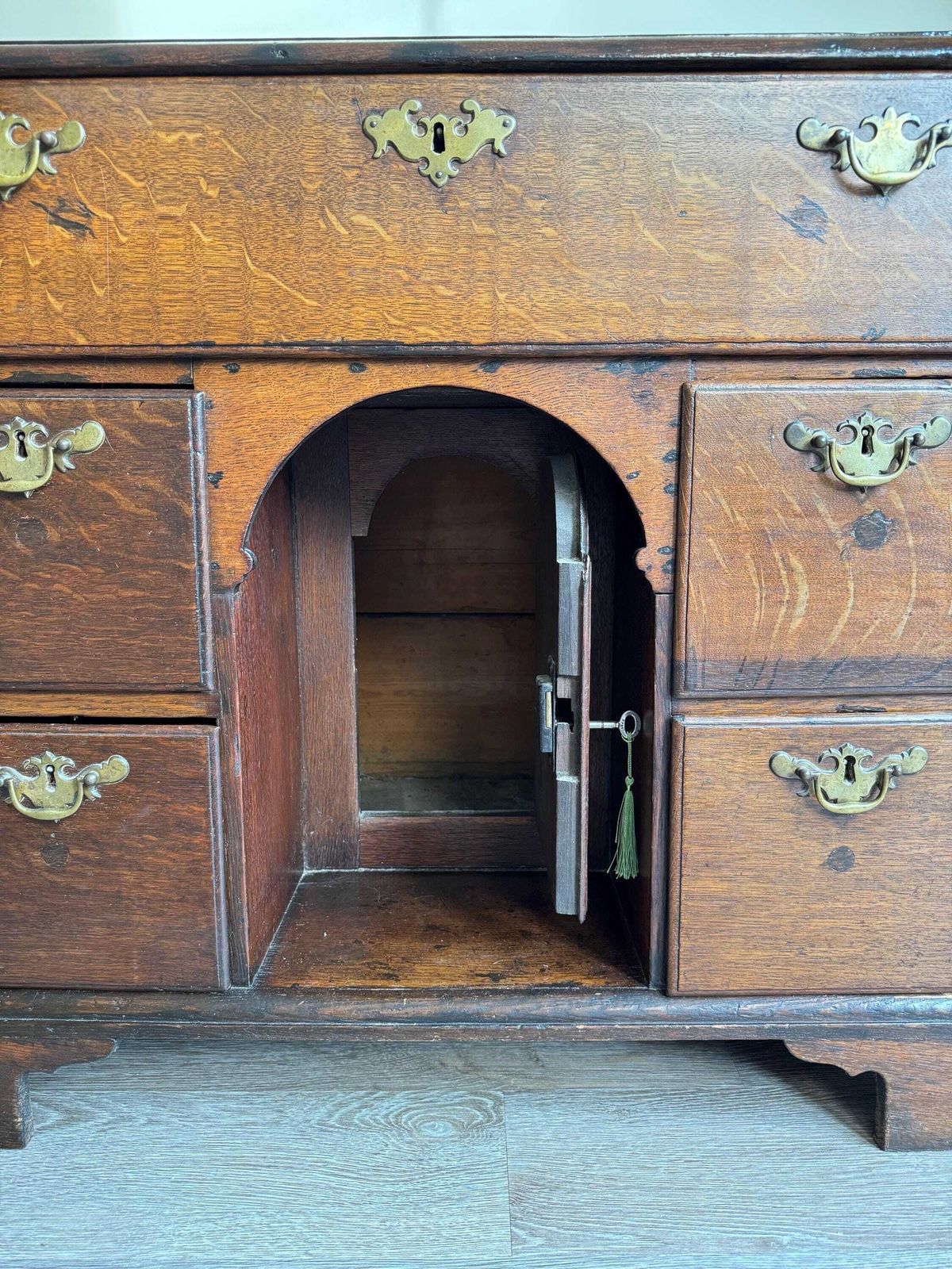 photo furniture Antique Oak 18th Century Kneehole Desk Solid Wood With Cupboard   Traditional Office