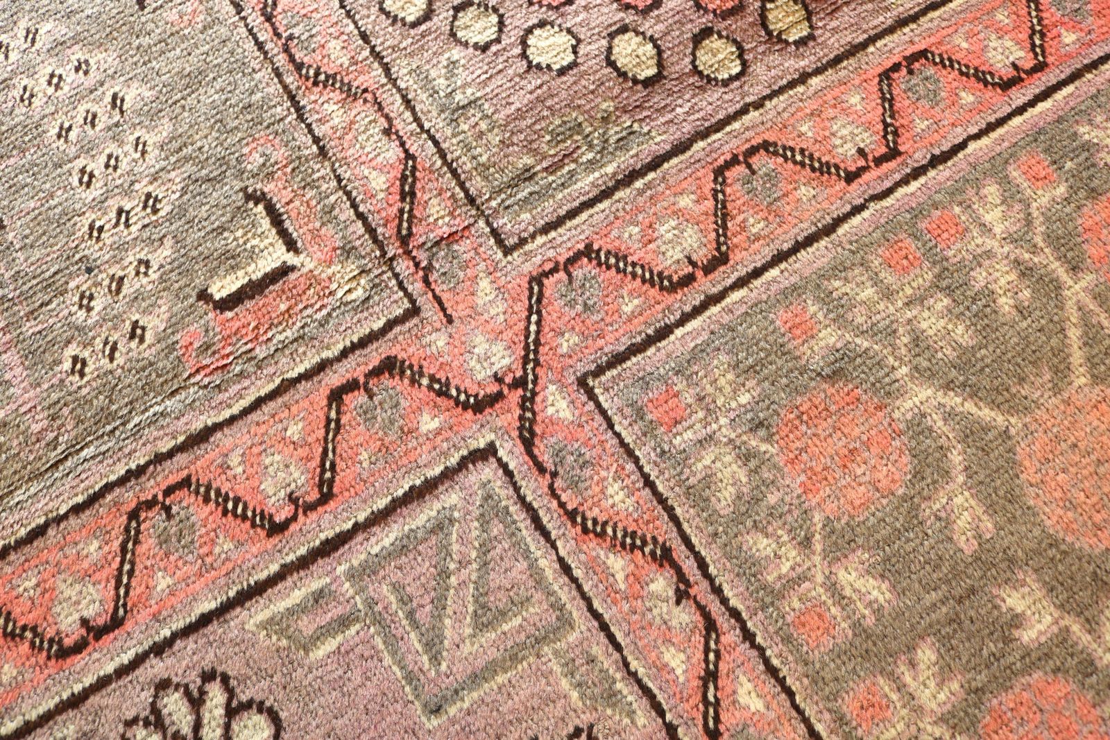 Antique East Turkestan Qotan (Khotan) Rug, 275 × 138 Cm, Circa 1900 photo buy