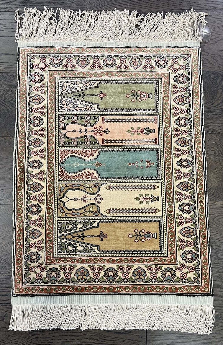 Turkish Saph Prayer Rug, 70 × 50 Cm (Circa 1940s–1950s) photo furniture