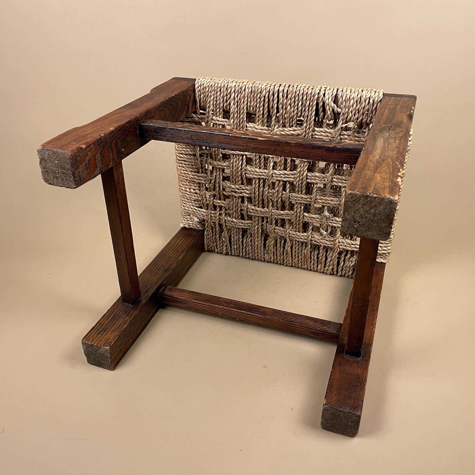 photo furniture Antique Wooden Foot Stool Woven String Wood Cottage Furniture Rectangle Brown Hallway Seat 30.3x33x28cm Footstool Bench