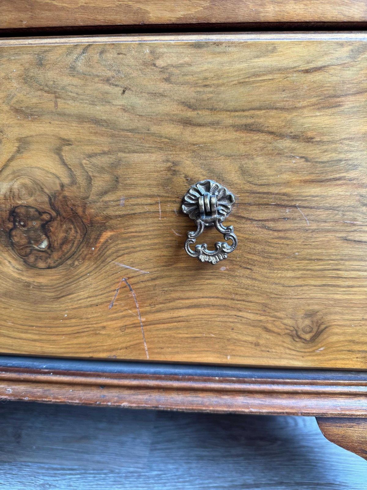 photo furniture Vintage Walnut Wood Chest Of Drawers: Dovetail Joints, Original Hardware