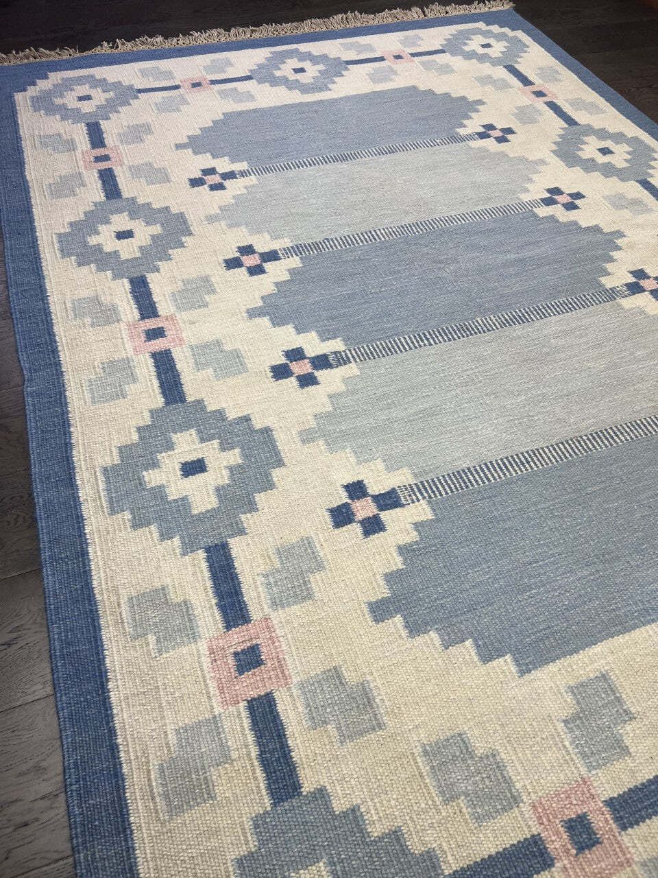 Vintage Swedish Kilim Rug, 240 × 166 Cm (Circa 1950s–1960s) photo buy