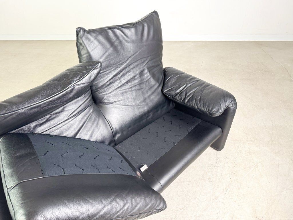 Cassina Maralunga Two Seater Sofa Couch Vico Magistretti Leather photo vintage