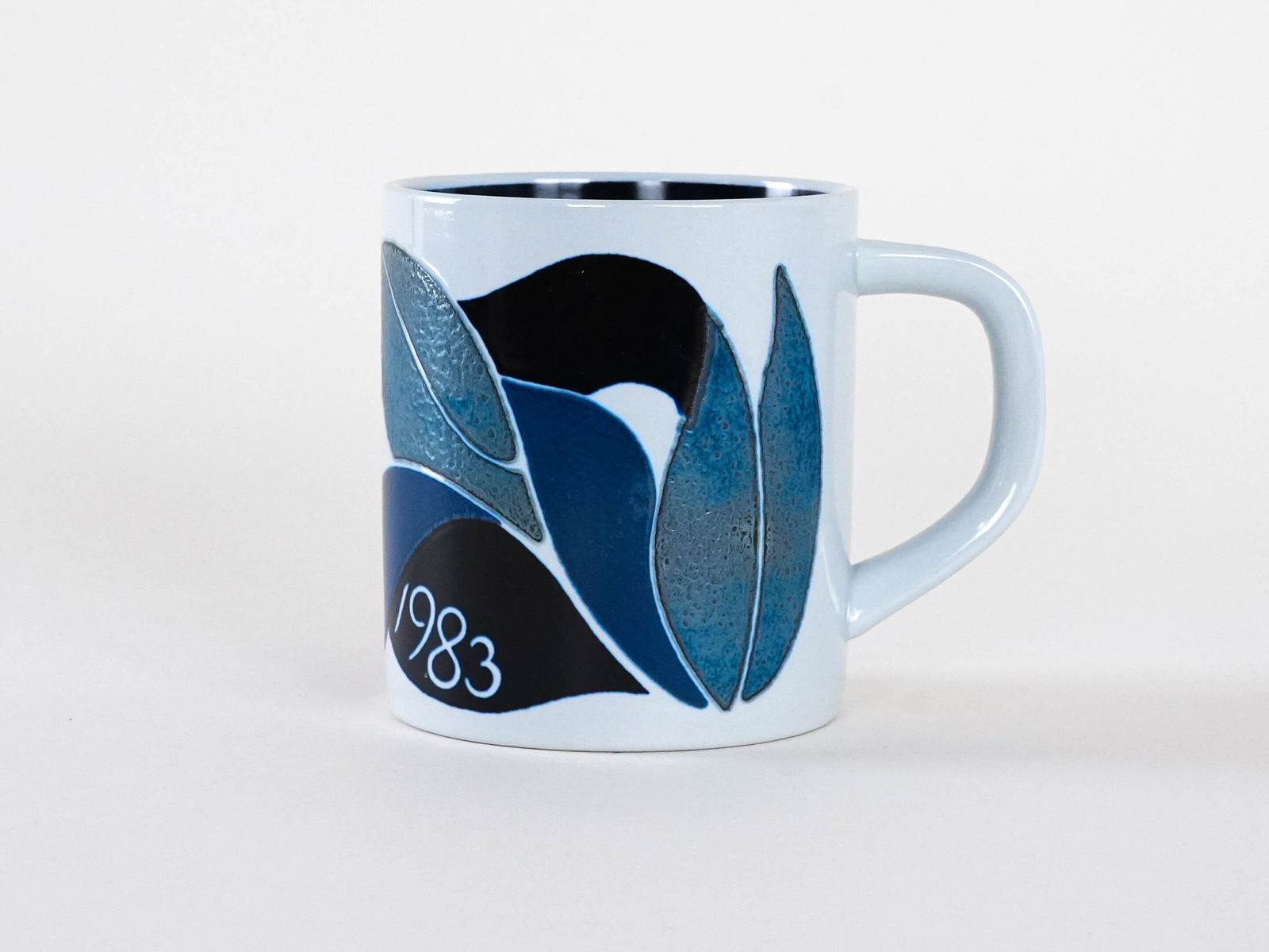 Porseleinen Mok, Deens Design, 1983, Ontwerper: Mogens Andersen, Fabrikant: Royal Copenhagen photo Woonaccessoires