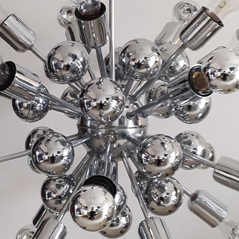 1970s Astonishing Chandelier Sputnik By Goffredo Reggiani In Chrome. Made In Italy photo Lighting
