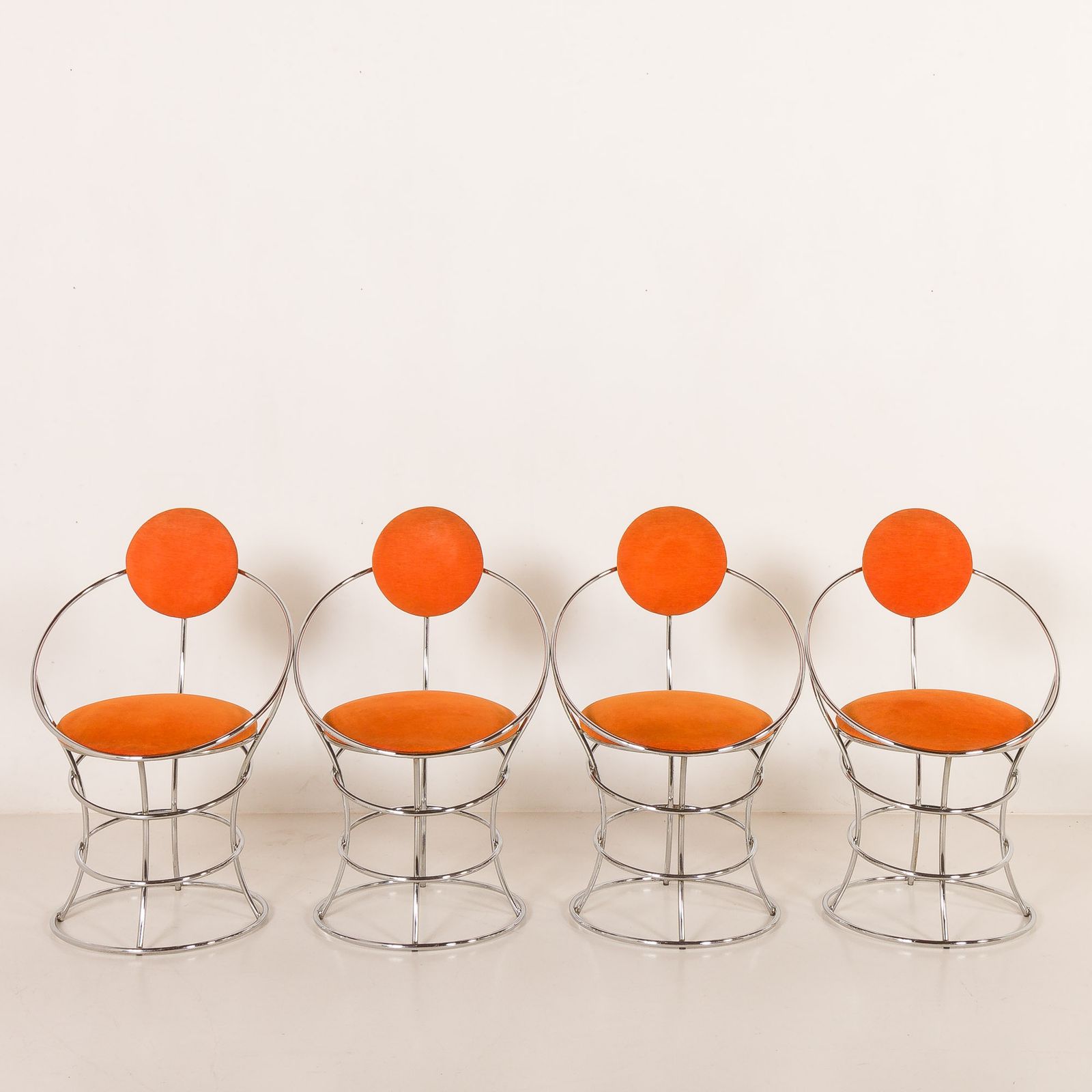 photo vinterior Italian Space Age Dining Table With 4 Chairs Atrr. To Giotto Stoppino, 1970s