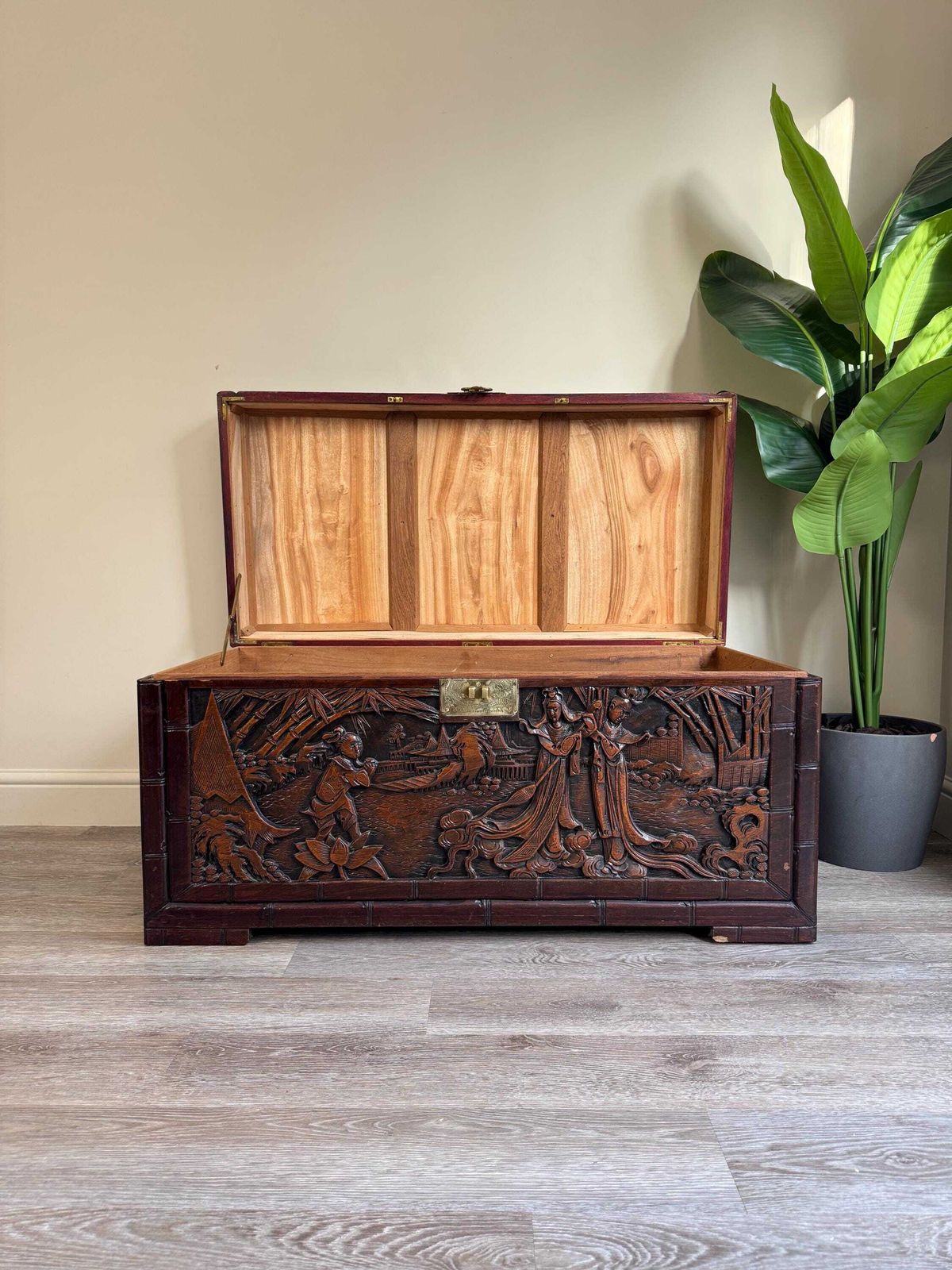 Vintage Chinese Carved Oak Dark Wood Blanket Box Chest Coffer Camphor Chest. photo furniture