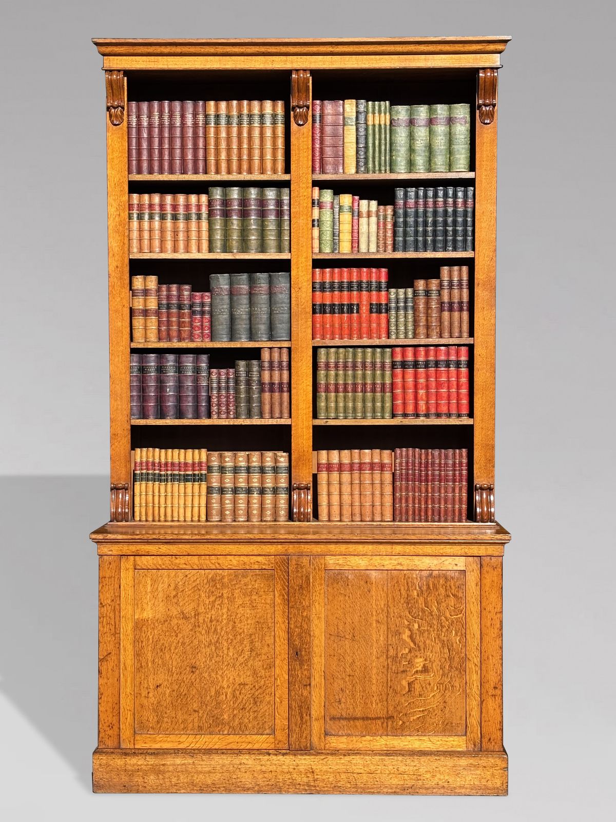 Early 19th Century William IV Period Tall Oak Open Library Bookcase