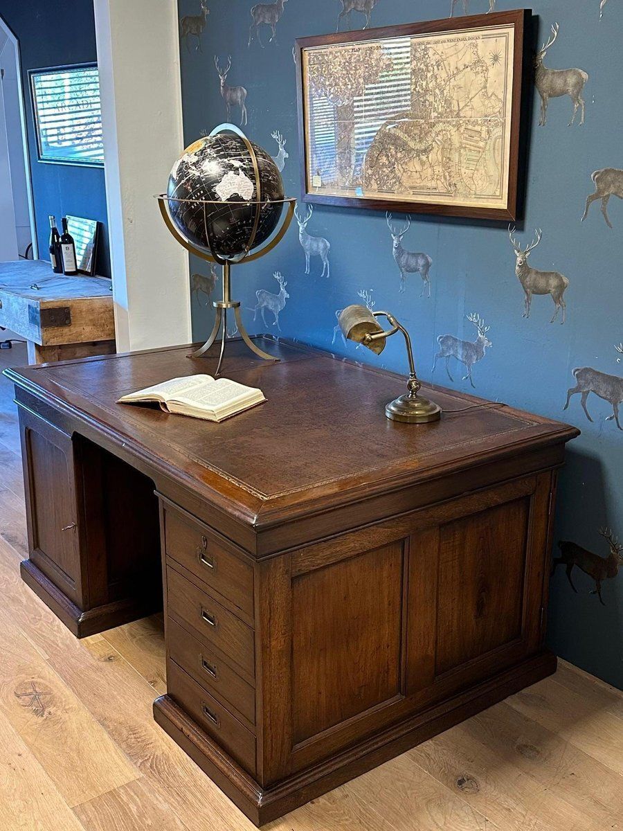 photo vintage Antique Partner's Desk In Teak, 1800s