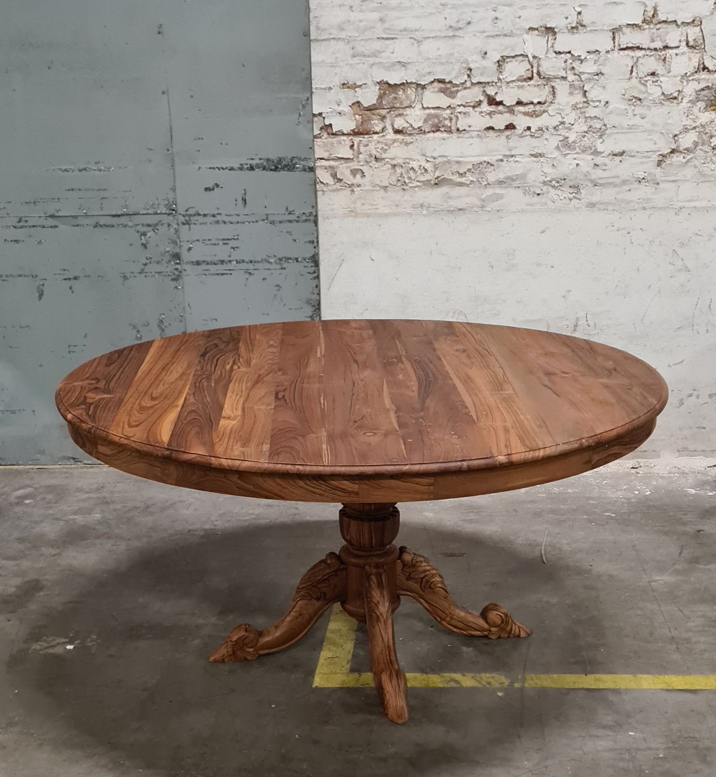 Round Reclaimed Teak Plantation Style Pedestal Dining Table | 150 Cm