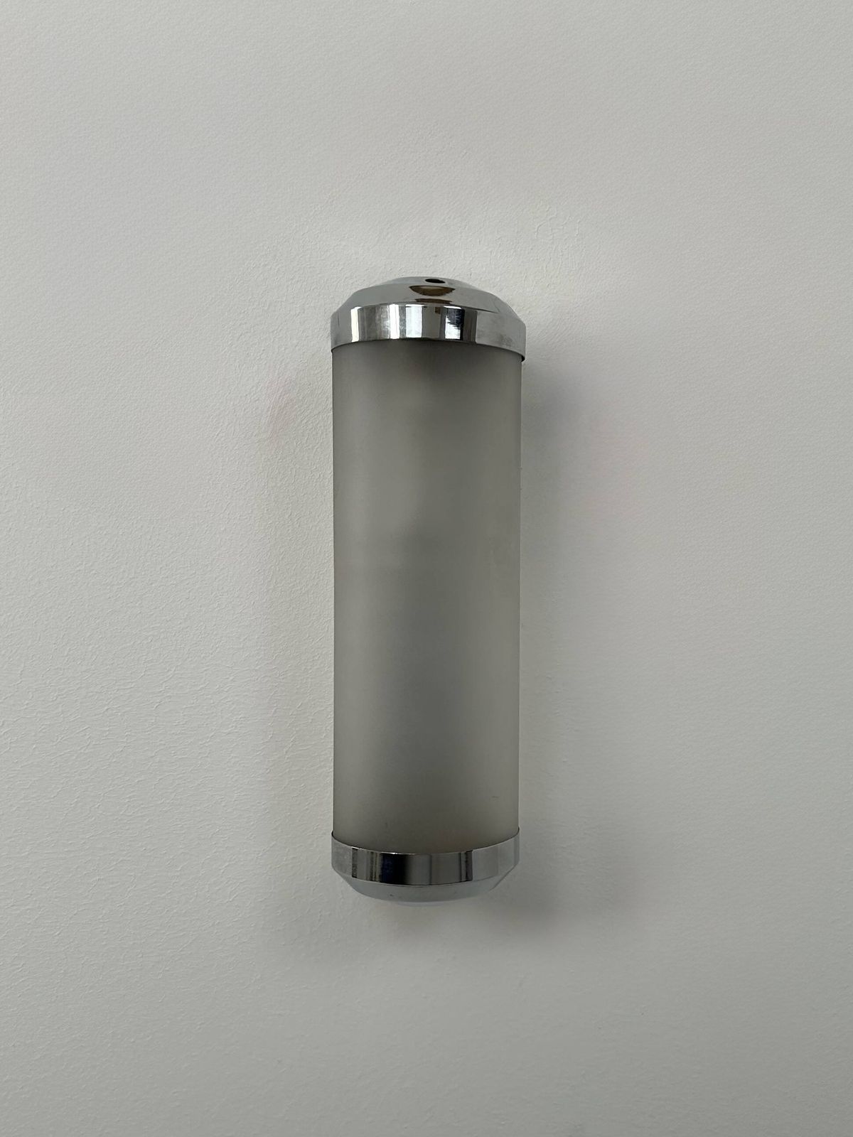 Vintage Tubular Art Deco Wall Light, Chromed Metal And Sandblasted Glass, France, 1930 photo vinterior