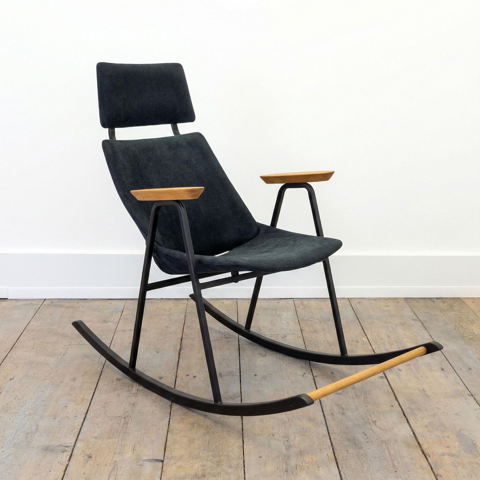 Mid Century Armchair / Chair Lupina / Chair By Niko Kralj For Stol Kamnik / Rocking Chair / Modern Lounge Chair / Shell (Lupina) Armchair