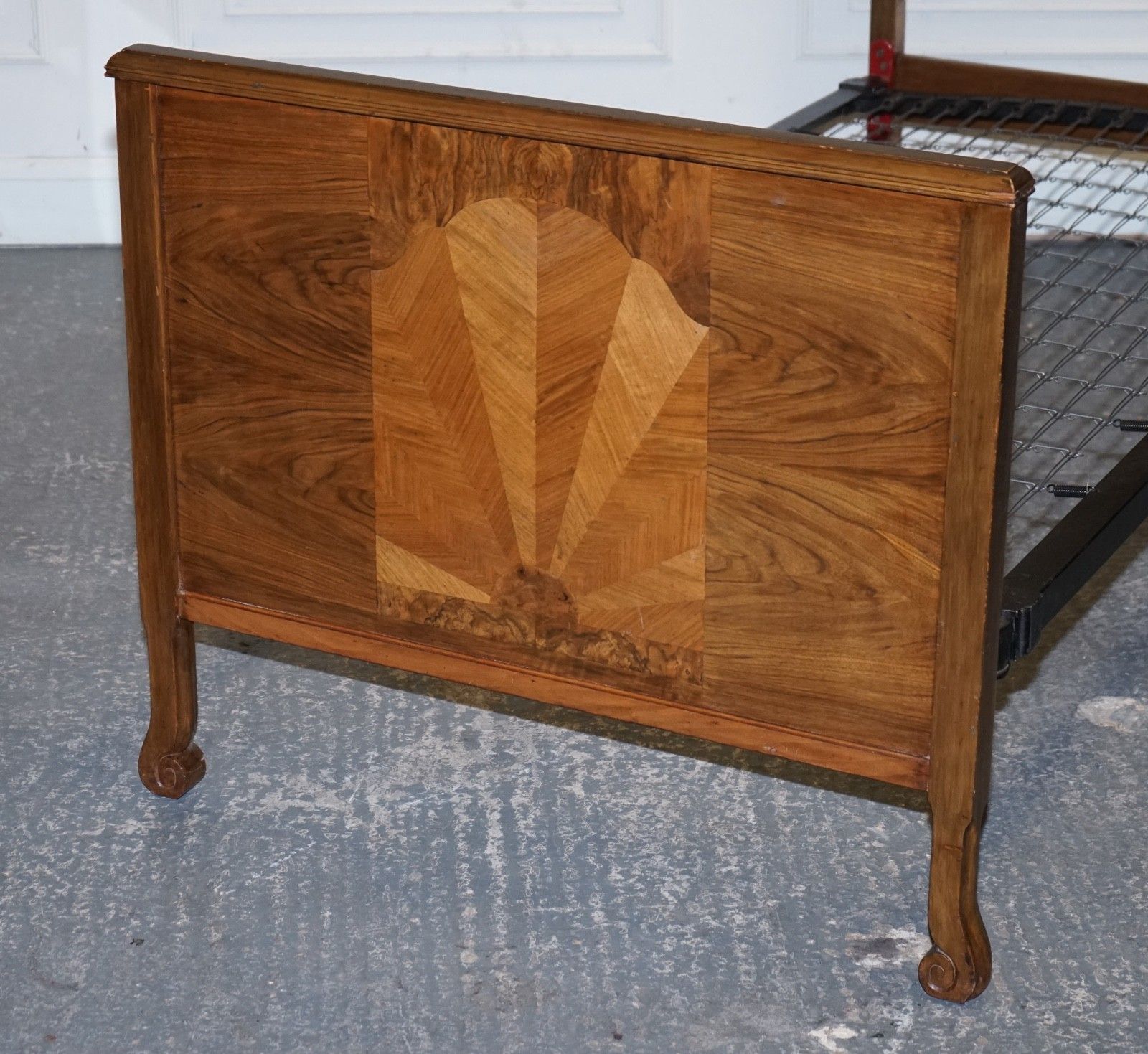 Art Deco Burr Walnut Decorative Inlaid Panels Single Bed (2/2) photo vintage