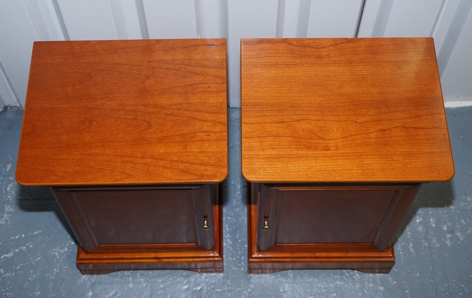 photo vinterior Vintage Pair Of Cherry Wood French Style Nightstands Bedside Tables