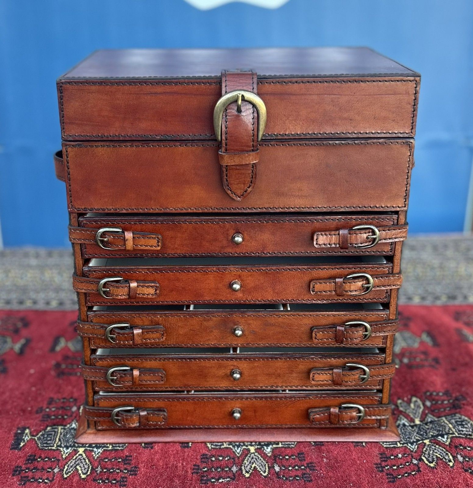 Superb Quality Hand Crafted Antique Style Leather Campaign Jewellery Box