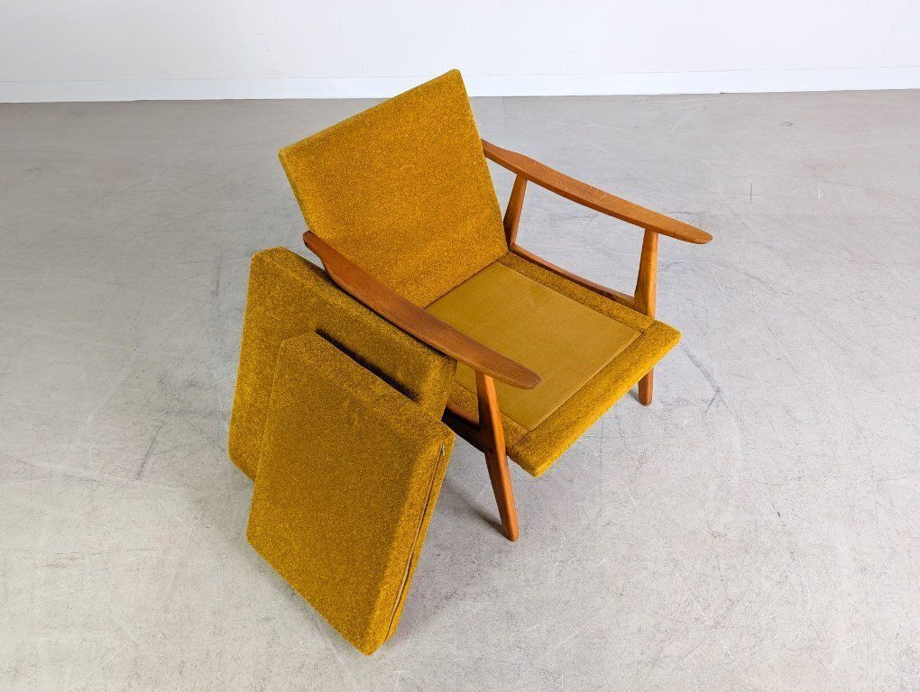 Midcentury Armchair Bouclé Easy Chair Vintage Retro Mustard Yellow photo vintage