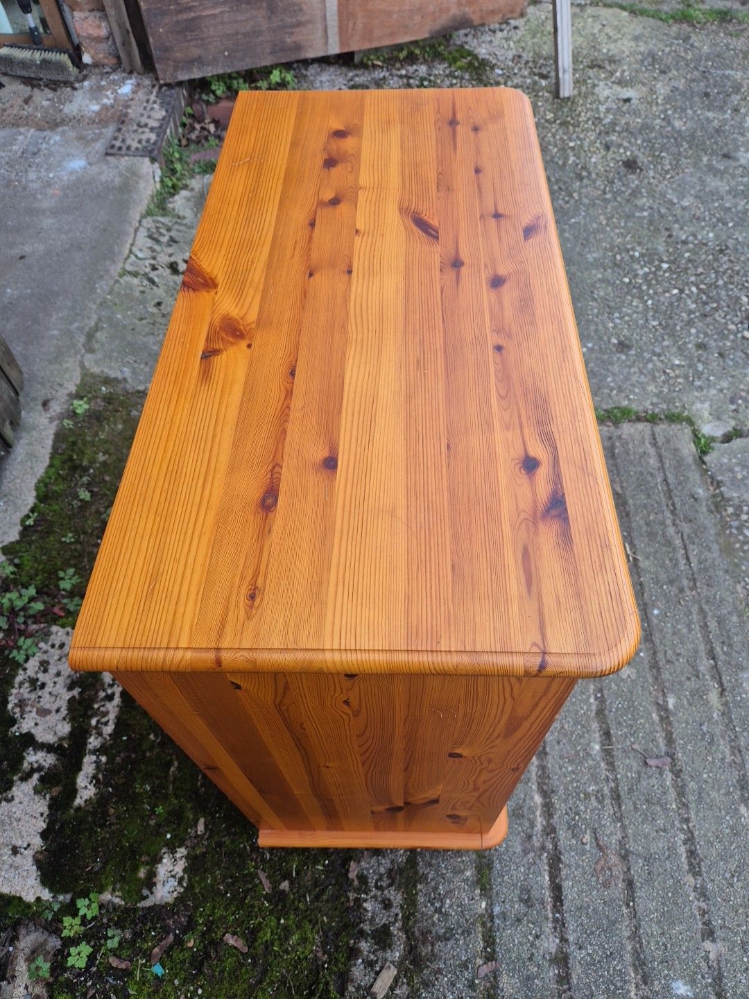 Modern 5 Drawer Honey Pine Chest Of Drawers On Bun Feet photo Furniture