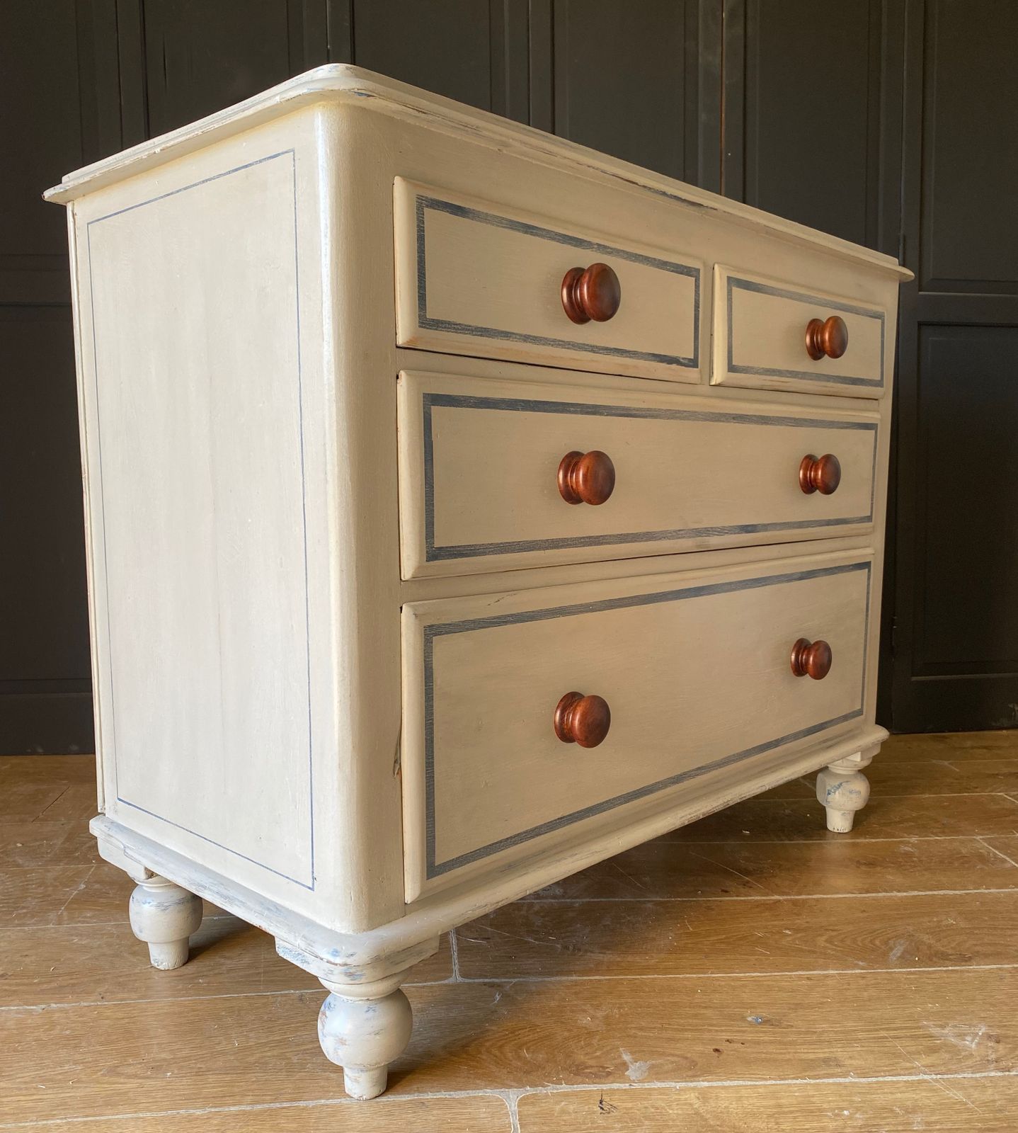 Victorian Painted Pine Chest Of Drawers photo 725.0