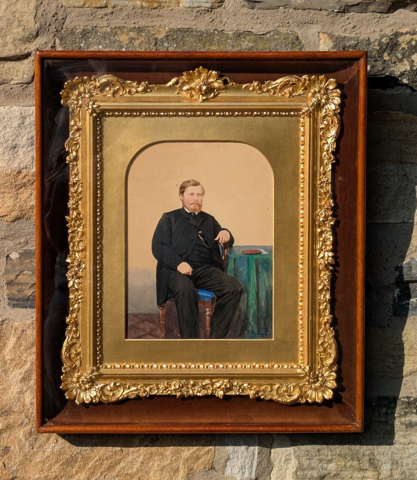 Rare Victorian Gilt Frame Deep Glazed Box Velvet Mount With Portrait  (Q)