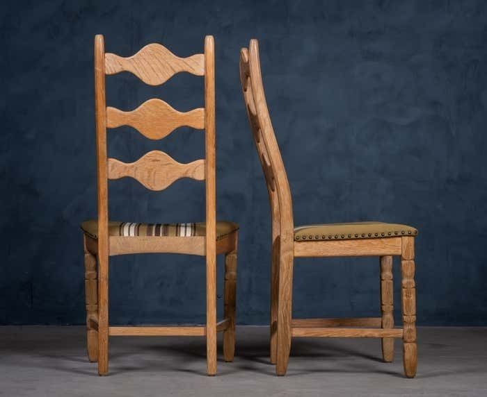 Set Of 6 Brutalist Oak Dining Chairs By Henning Kjærnulf 1960s photo vinterior
