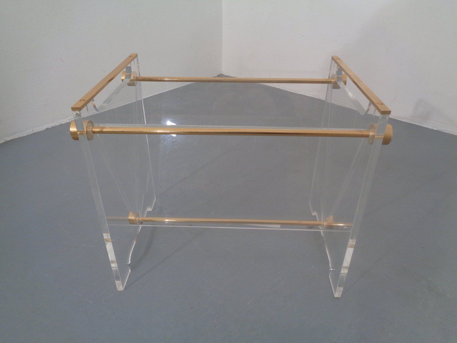 photo vintage Acrylic Glass And Brass Magazine Rack By David Lange For Marais International, France, 1970s