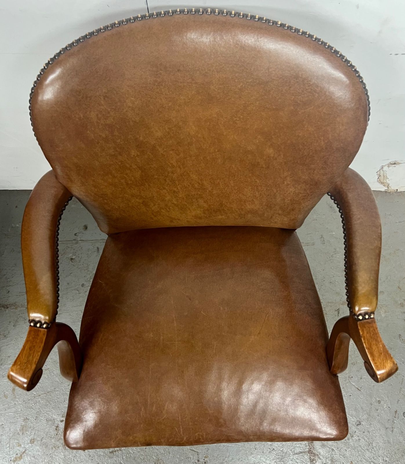 photo furniture Mahogany & Leather Elbow Desk Chair