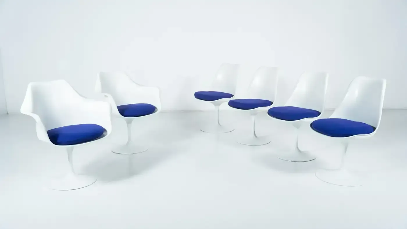 “Tulip” Chairs And Armchairs By Eero Saarinen, Knoll Studio – New Upholstery