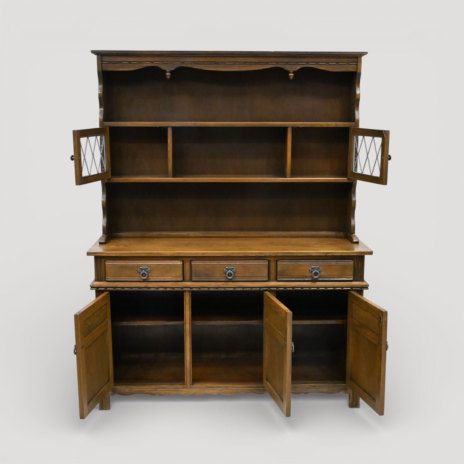 Old Charm Oak Dresser In Light Oak Finish Tudor Style 4ft 6" W Free Uk* Delivery photo 387.0