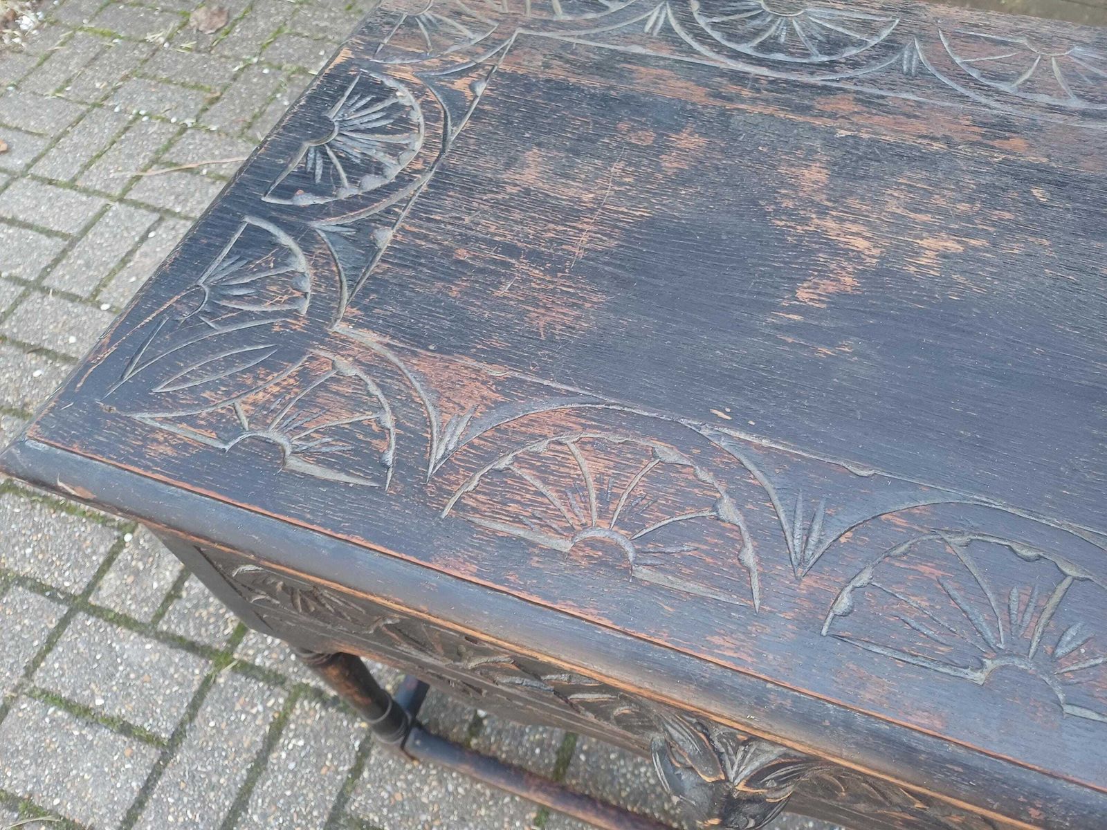 Antique C1910–1920 Solid Oak Pussyfoot Side Table – Carved Top, Gothic Detail, Turned Legs, Distressed Original Finish photo buy