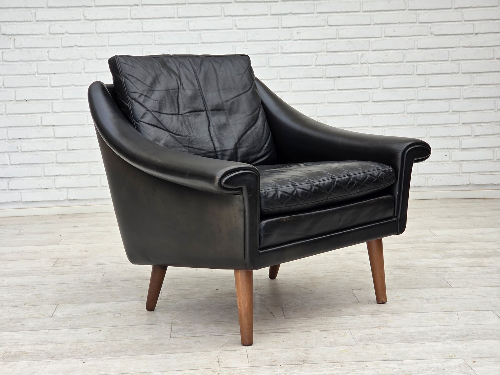photo furniture 1960s, Danish Armchair By Aage Christensen, Furniture Leather.