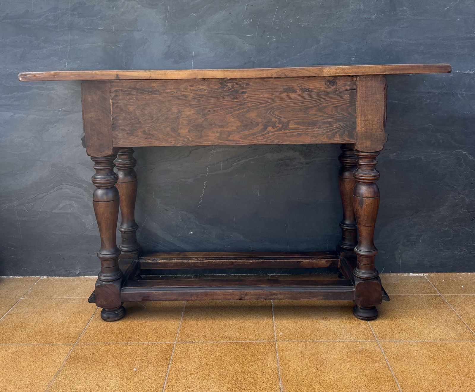 photo for sale Spaanse Renaissance Eiken Console met Twee Gesneden Lades, jaren 1890