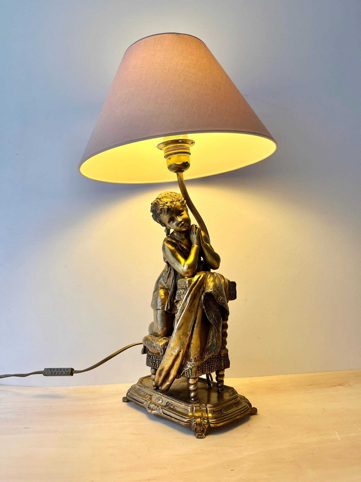 Antique Bronze Lamp " The Little Girl On A Prayer Chair" From 1900s, French Precious Lighting