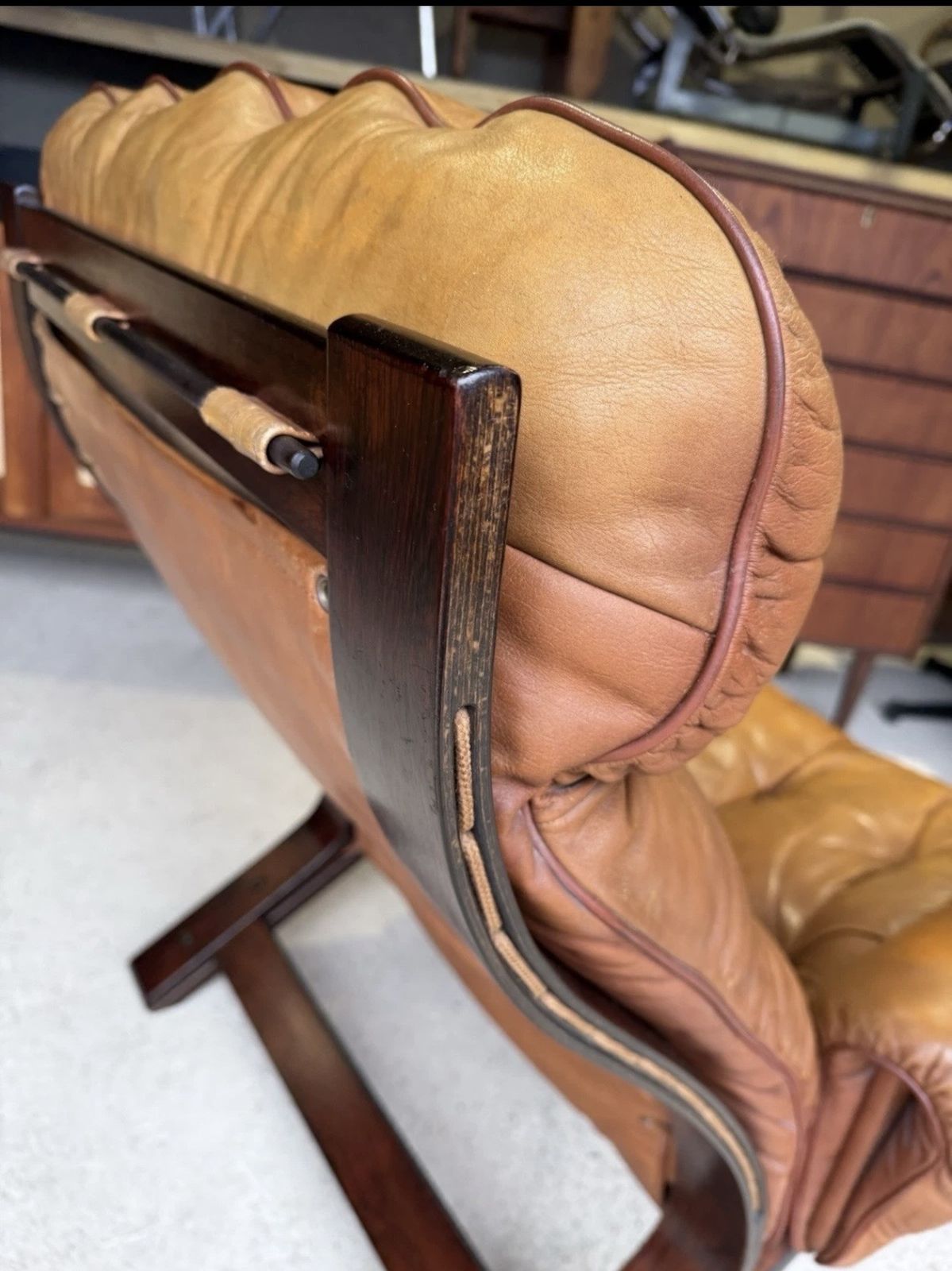 photo buy Mid Century Norwegian Tan Leather Lounge Chair By Oddvin Rykken