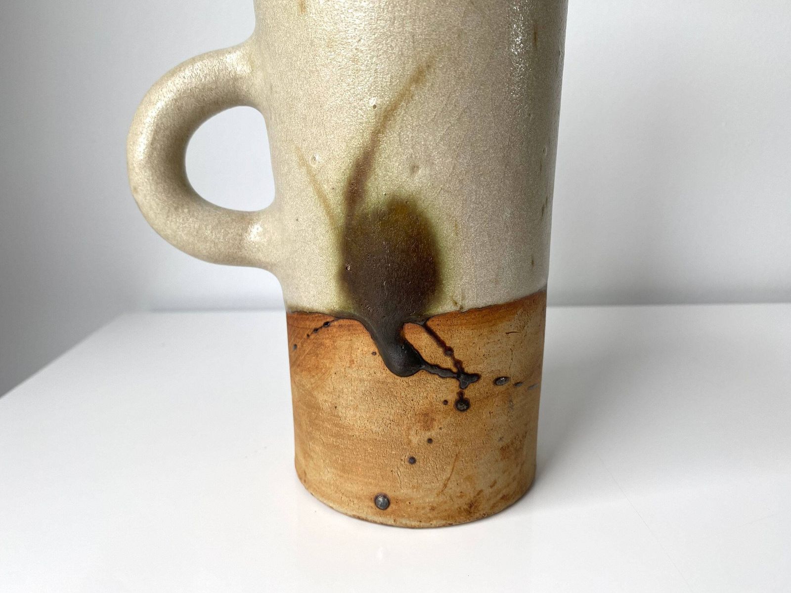 Geëmailleerde stoneware kan van de Poterie De La Colombe, Frans keramiek van Madeleine Brault, vintage aardewerk uit de jaren 1950 photo 130.0