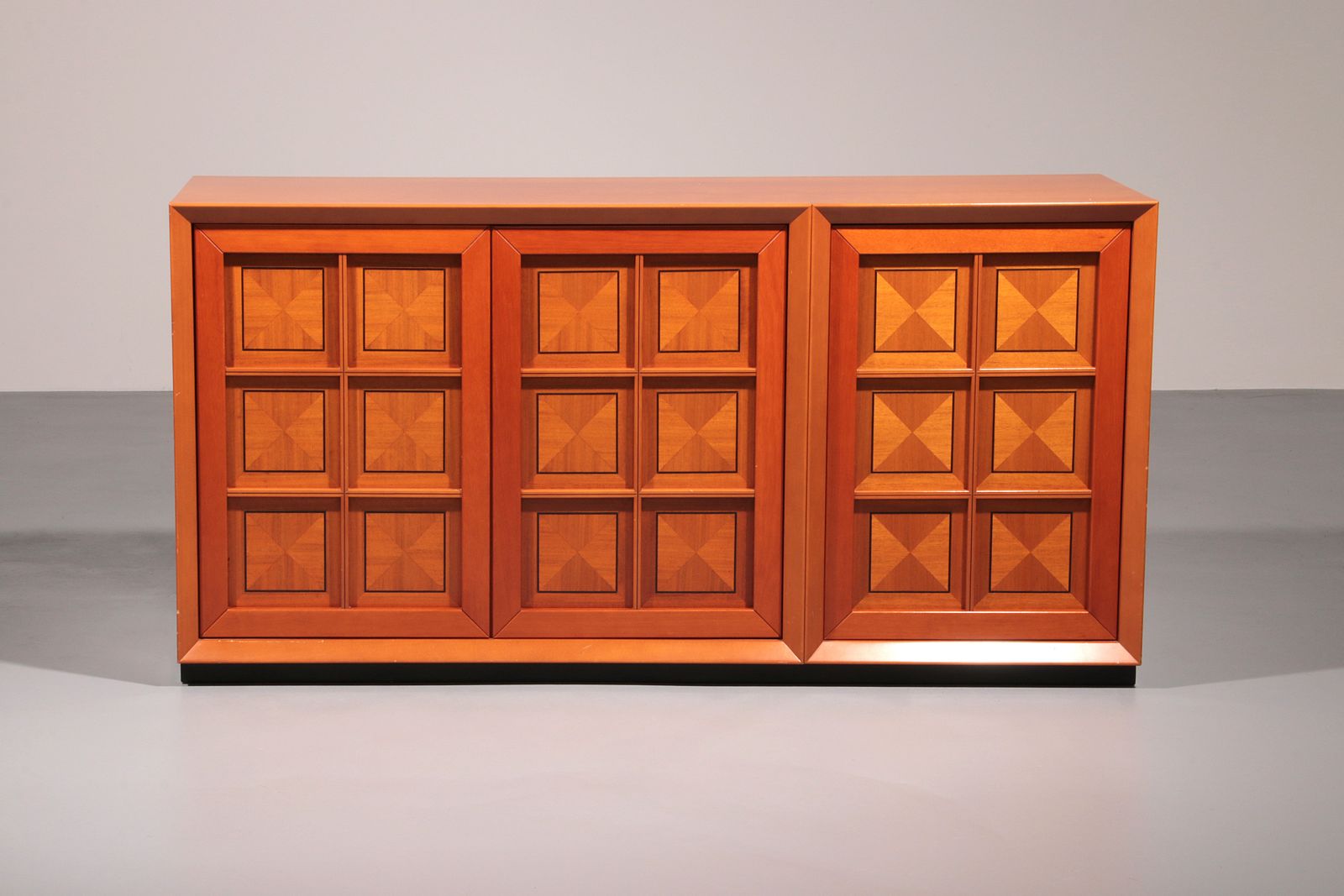 Brutalist Italiaans Sideboard Caccia Alla Volpe Voor Linea Arredo photo furniture