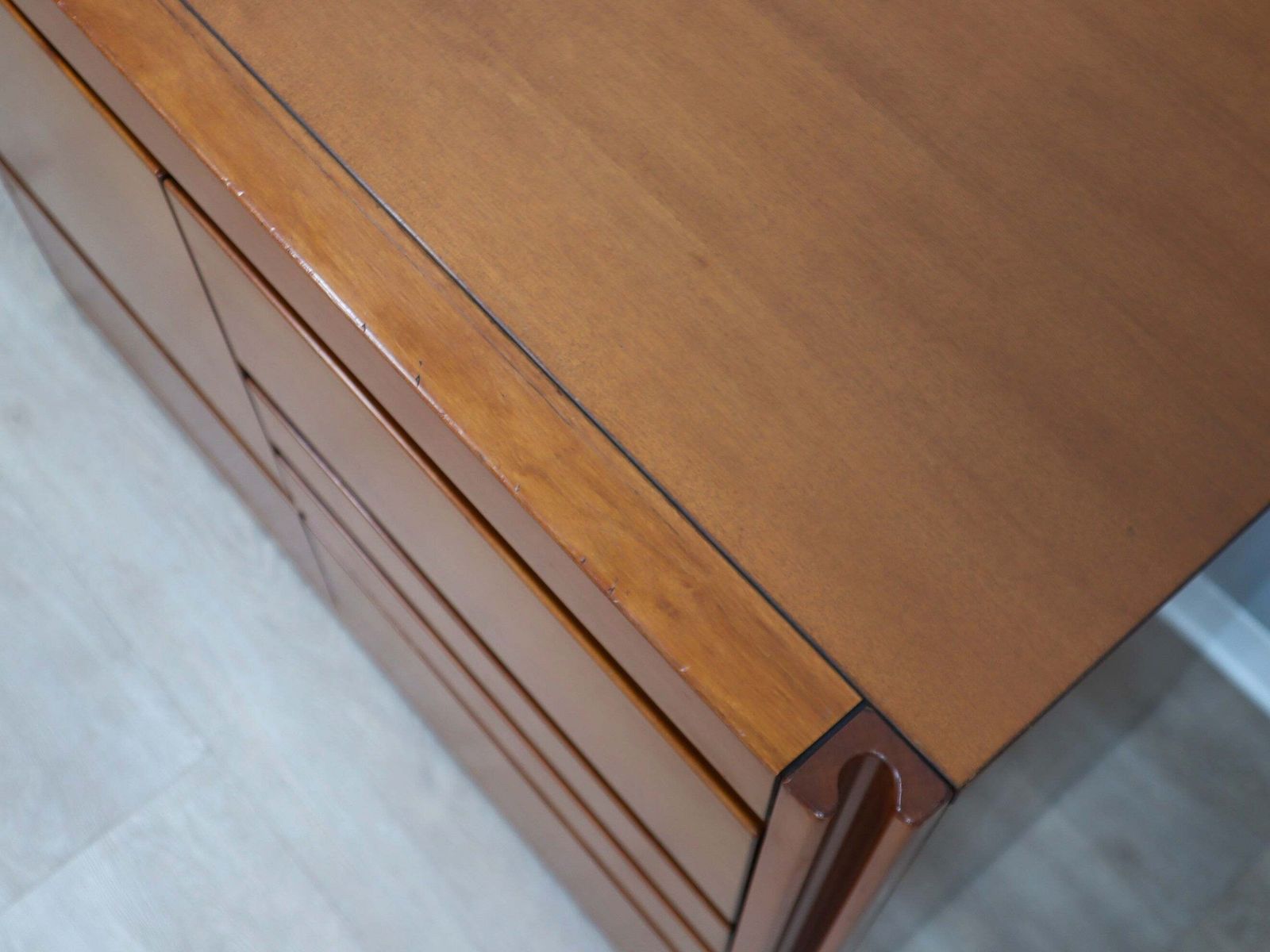 photo vintage 1970s Italian Walnut Angelo Mangiarotti 4d Series Cabinet Bar