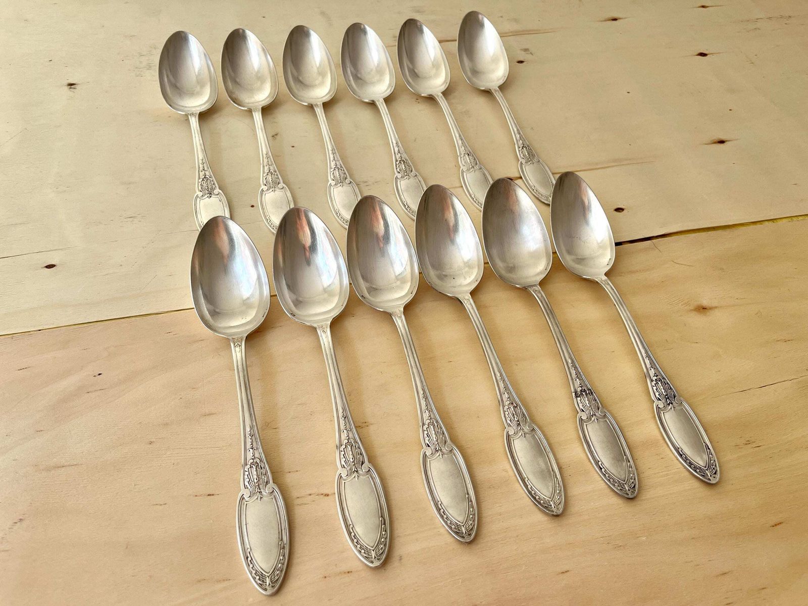 Art Nouveau Ercuis 30 Pieces Cutlery Set In Silver Metal 1900's, Antique French Tableware, Ld Monogrammed Cutlery photo for sale