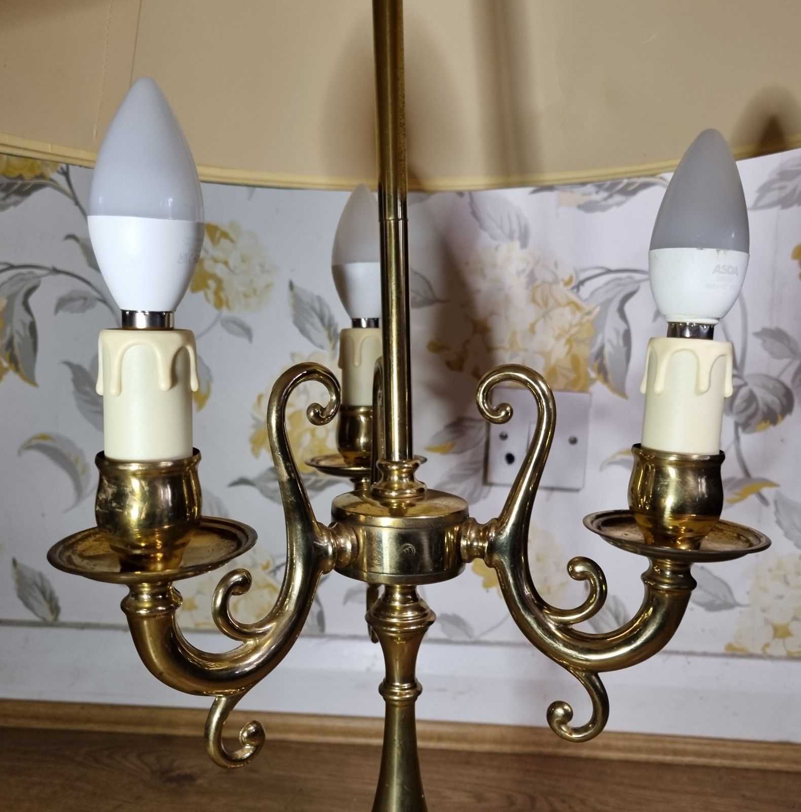Large French Bouilotte Style Brass Table Lamp 3 Arm Candelabra Pleated Shade 29" photo vinterior