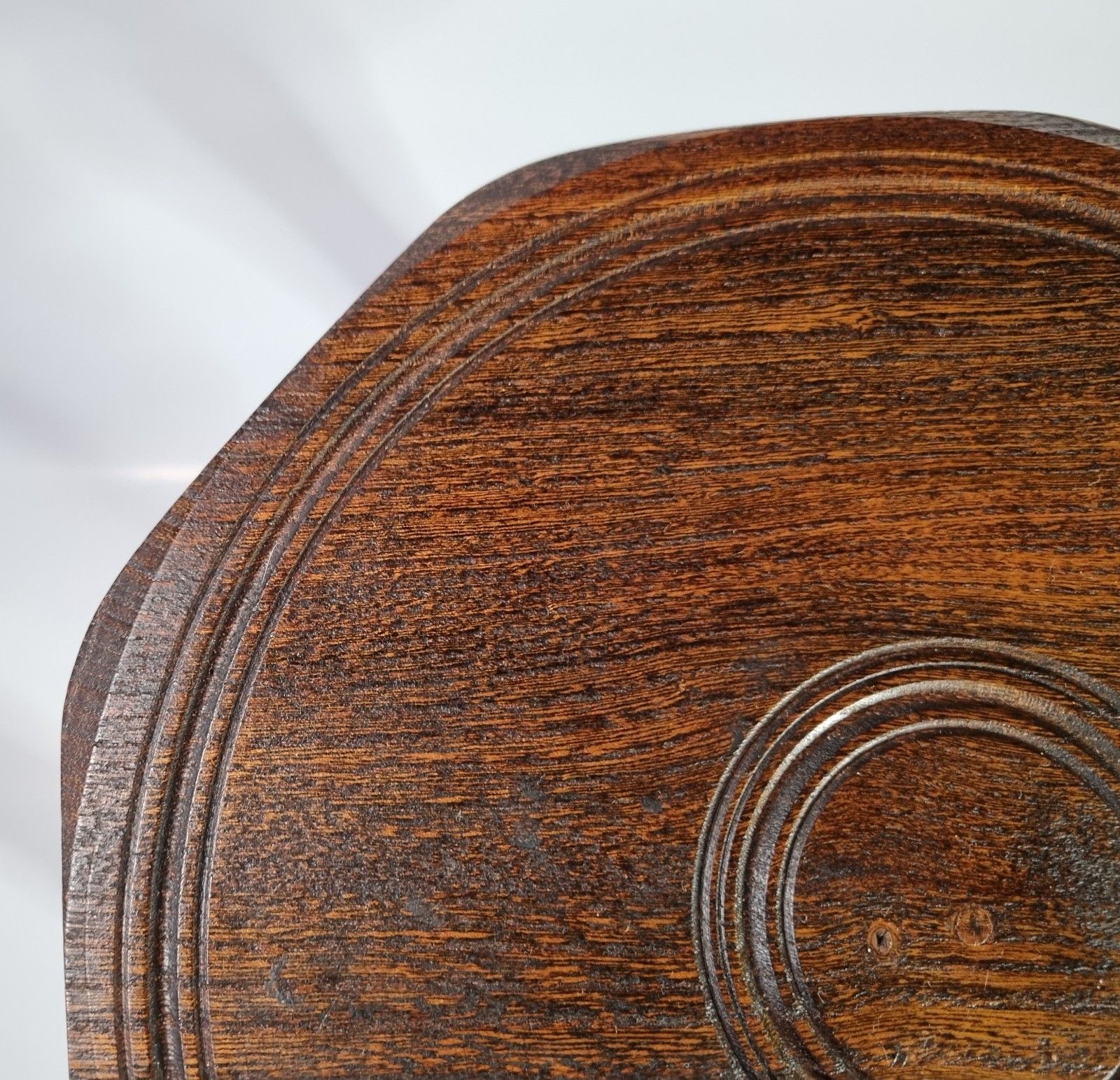 French Style Oak 3 Legged Milking Stool Bullseye Top Turned Legs Rustic photo 80.0